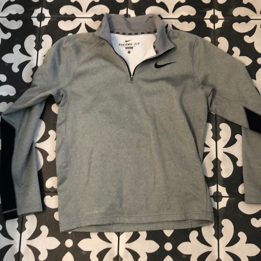 Nike Pullover